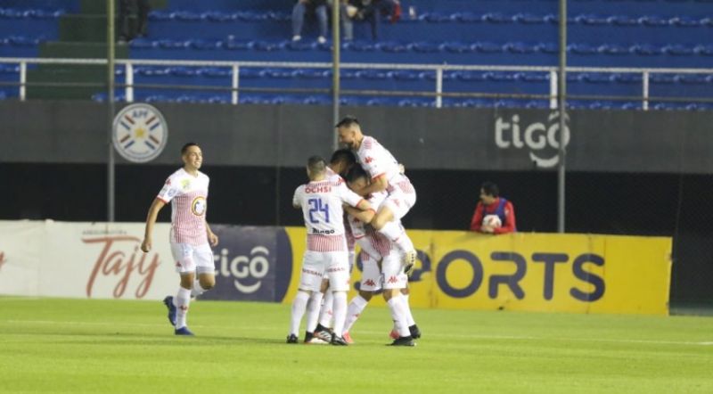 El Rayadito deja al CiclÃ³n con las manos vacÃ­as