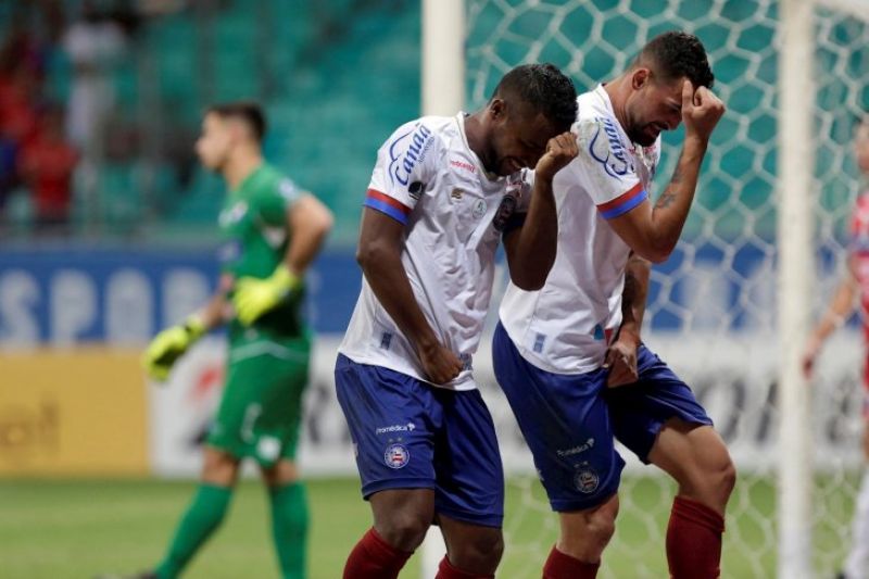 Sudamericana: BahÃ­a arrasÃ³ con el Trico