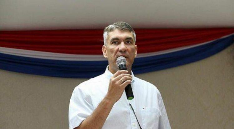 Ronald Acevedo renunciará a la Gobernación para candidatarse a Intendente