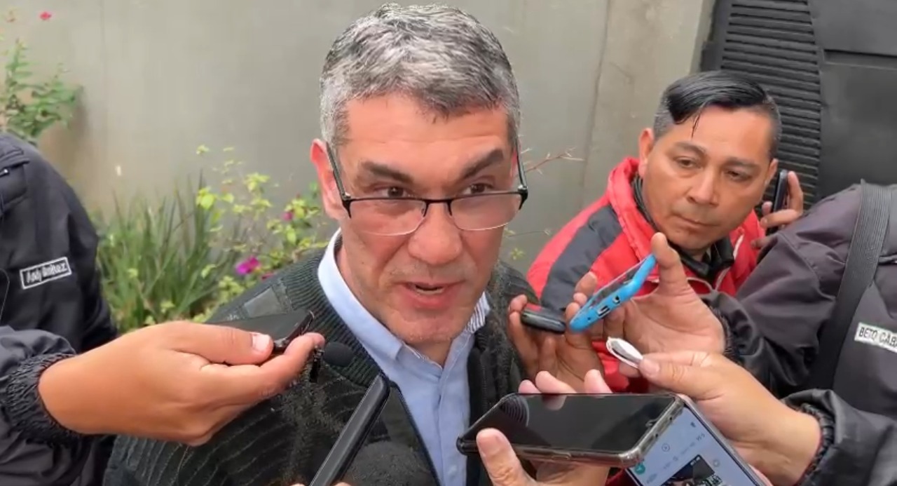 Ronald Acevedo inscribe su candidatura a intendente municipal por el PLRA