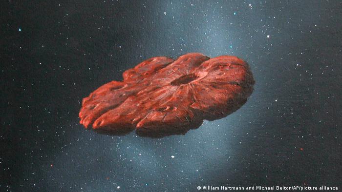 Una nave nodriza extraterrestre podría estar estudiando nuestro sistema solar, según funcionario del Pentágono