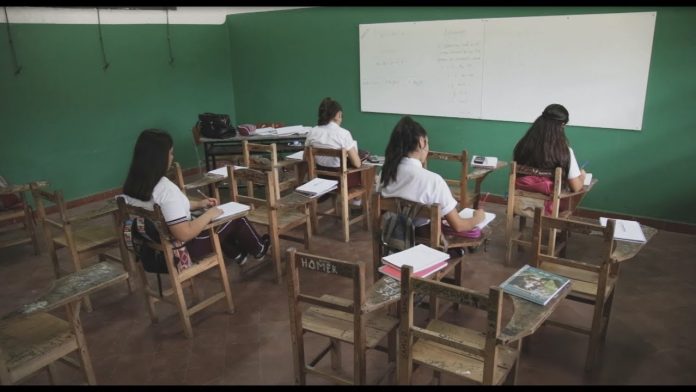  Otra vez la falta de fondos para la educación