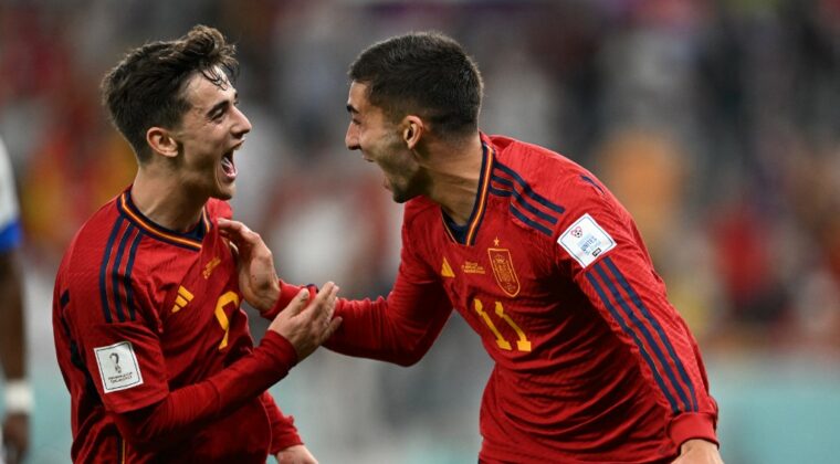 La Roja busca los octavos contra una Alemania sin margen en el Mundial