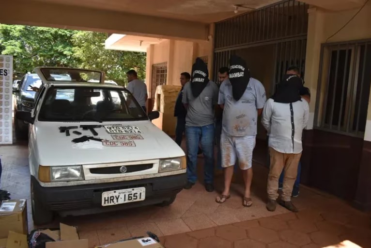  Investigaciones recuperó carga de celulares robada minutos antes y detuvo a tres asaltantes