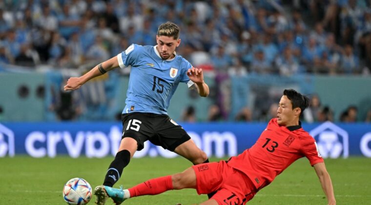 Con los palos “en contra”, Uruguay pellizcó un empate ante Corea del Sur
