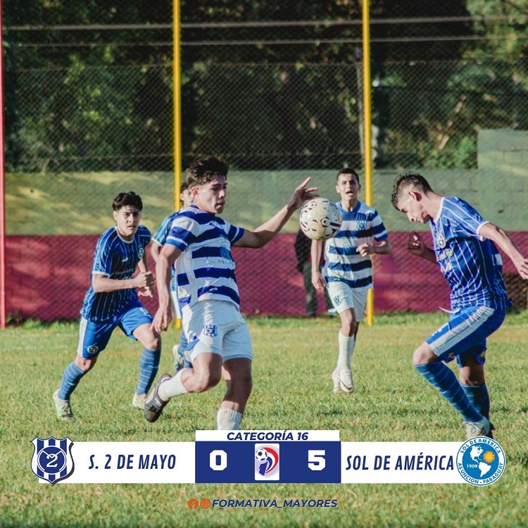 Formativa:  Cinco victorias y un empate en la sub 16