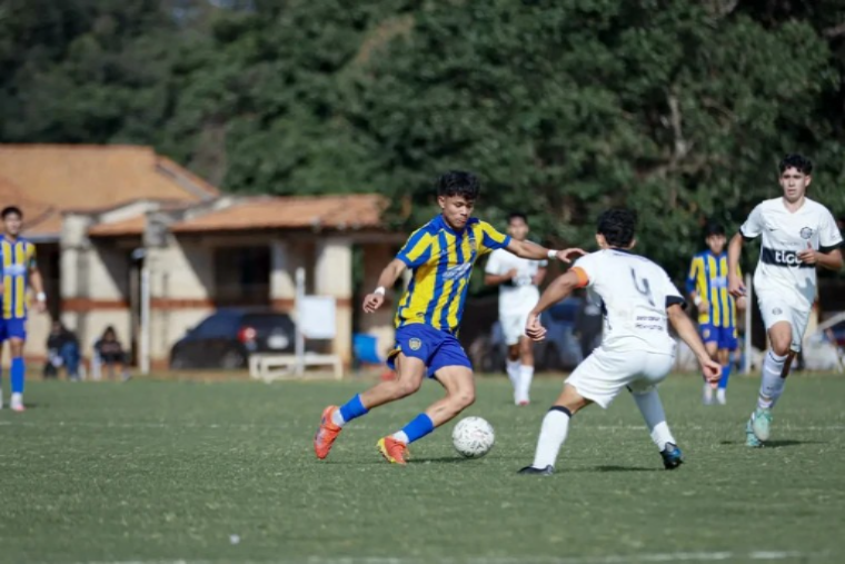 Tres victorias y tres empates en la Sub 17 en la división FORMATIVA