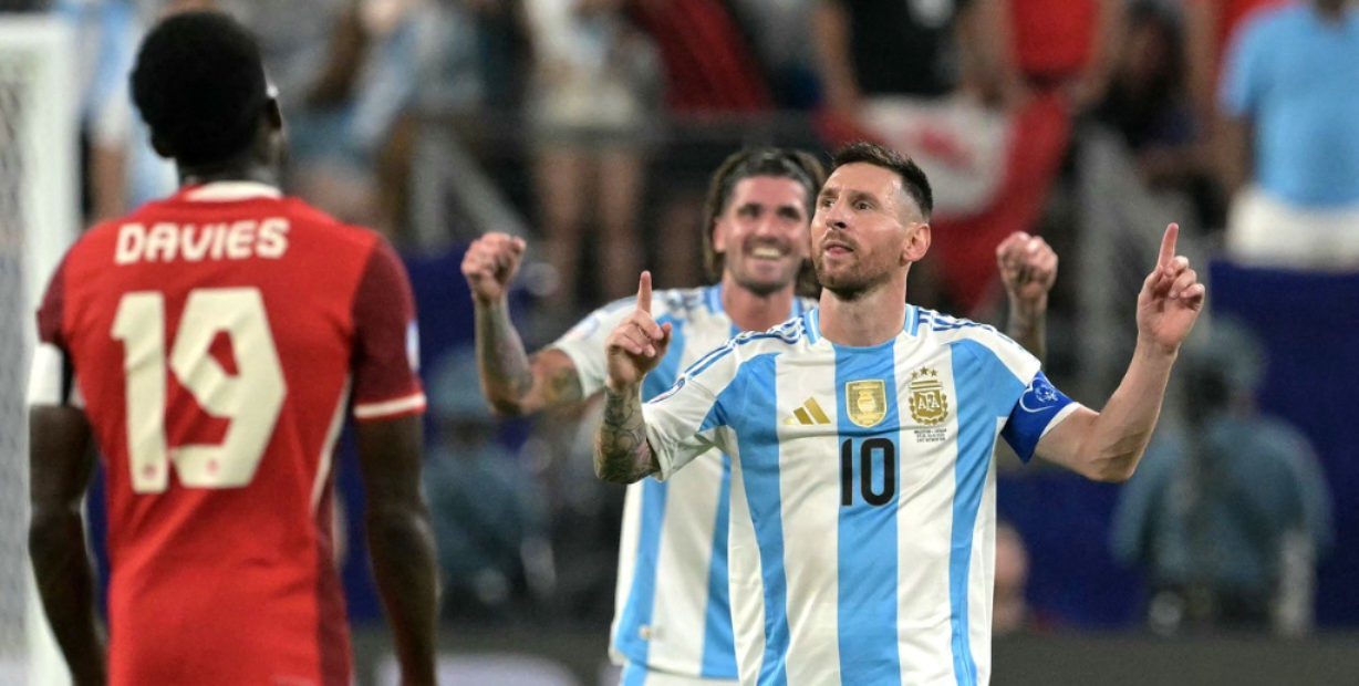 Argentina gana a Canadá y sigue firme en la defensa de su título en el ritmo de la " SCALONETA"