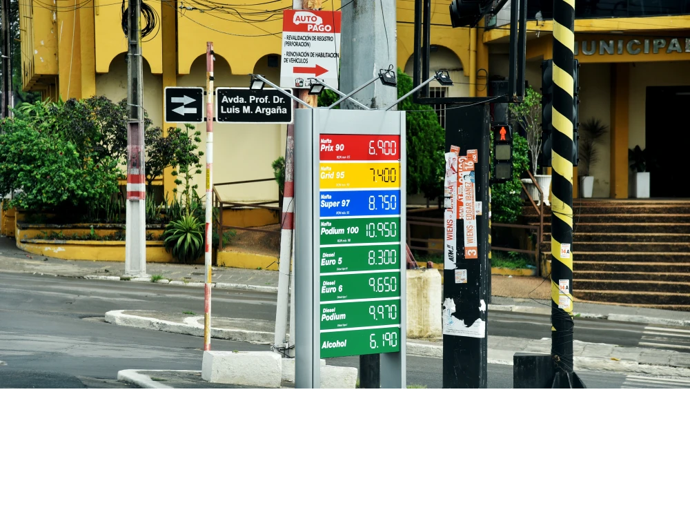 Emblemas privados concretan suba generalizada de los combustibles