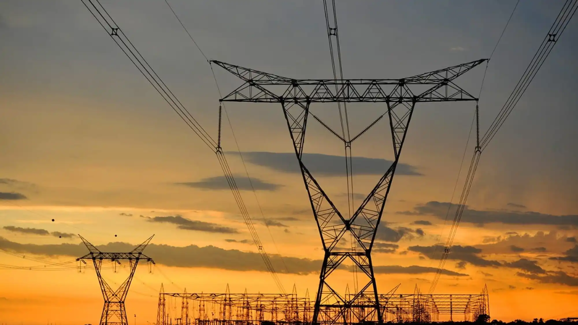 ANDE reporta nuevo récord de consumo de electricidad ante ola de calor