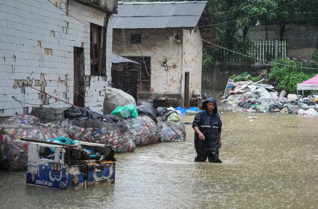 China: cuatro muertos y un desaparecido dejan lluvias récord