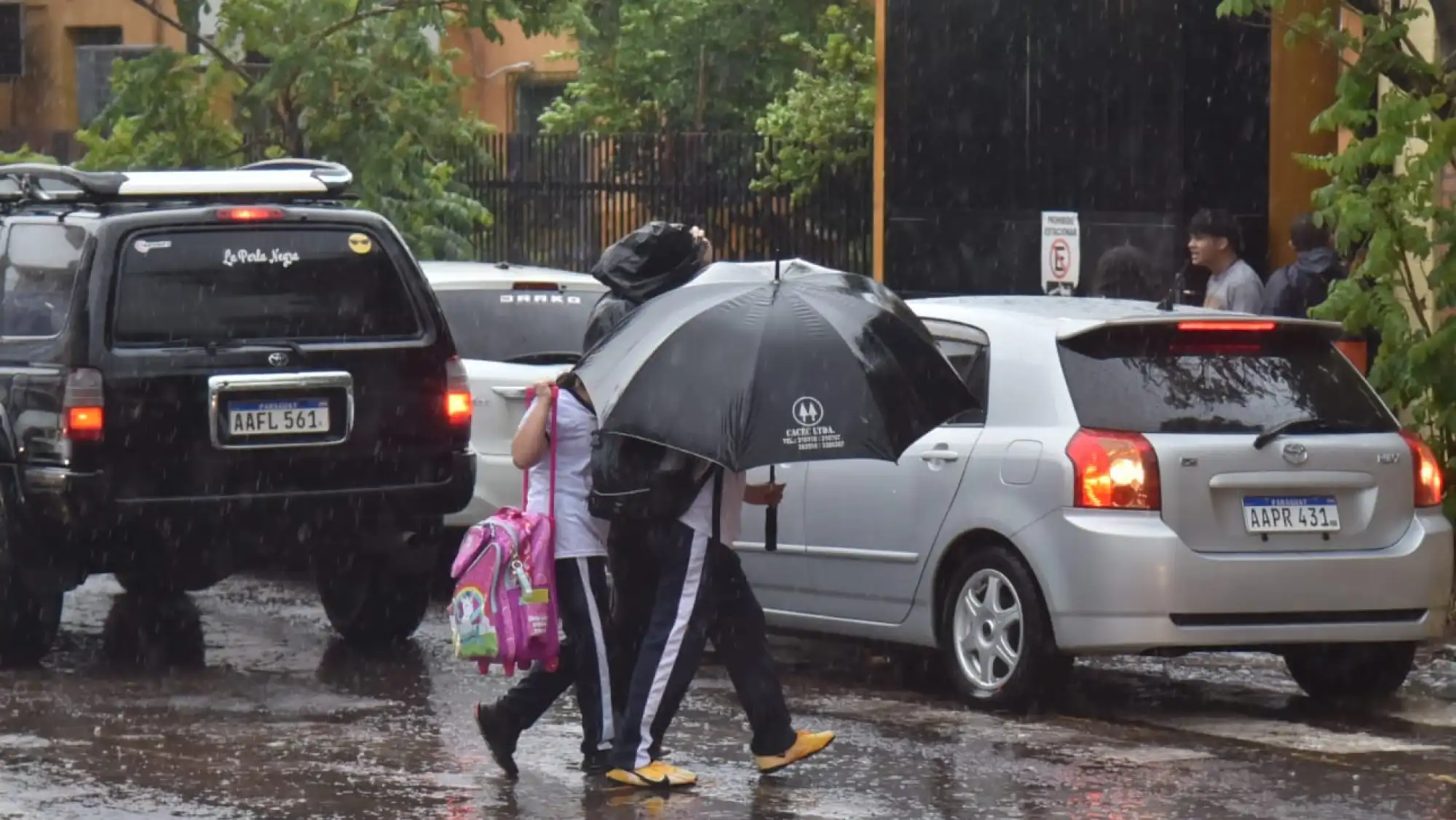 Abril inicia con ambiente caluroso y probables tormentas en todo el país